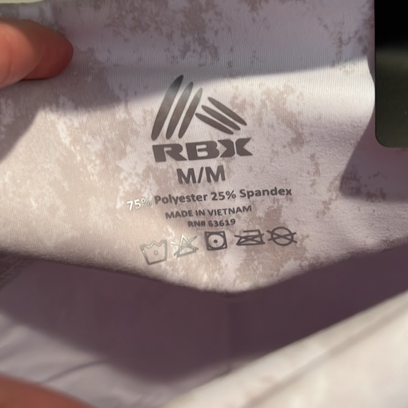 Women’s RBX activewear leggings - Picture 2 of 4